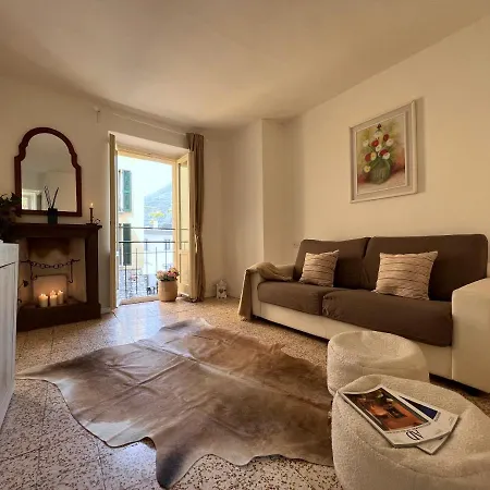 Hébergement de vacances La Finestra Sul Molo - By Myhomeincomo